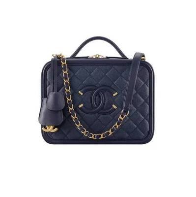 小香又发力了,大logo包包全面回归!